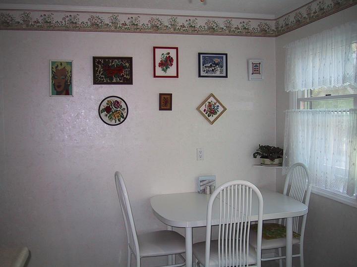 old kitchen.jpg
